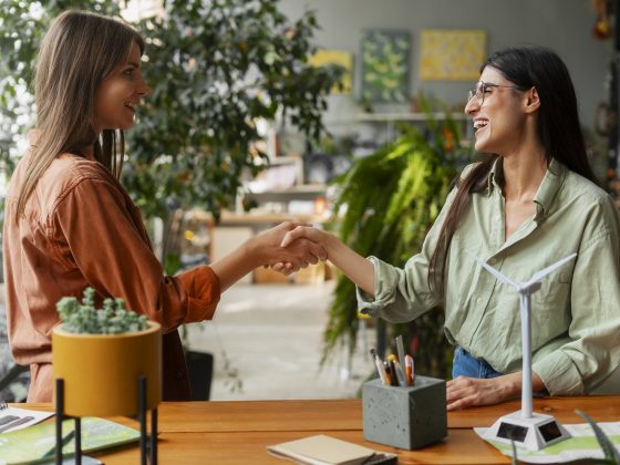 Programy lojalnościowe dla akcjonariuszy. Jak zarabiać więcej na akcjach